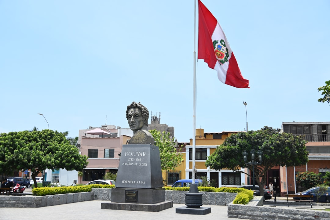 Peru Seçimlerinde Şaşırtan Sağcı Yarışı Sürüyor!