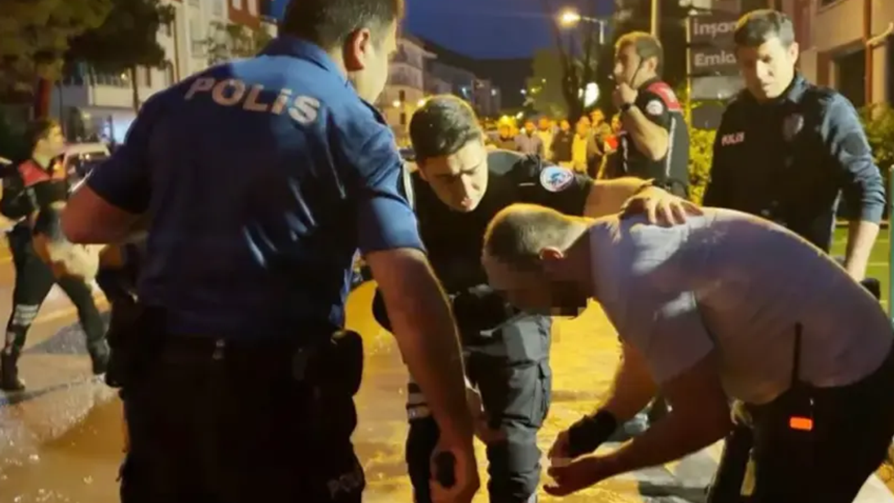 Kızını Kaçıran Gencin Kulağı Maket Bıçağıyla Kesildi!