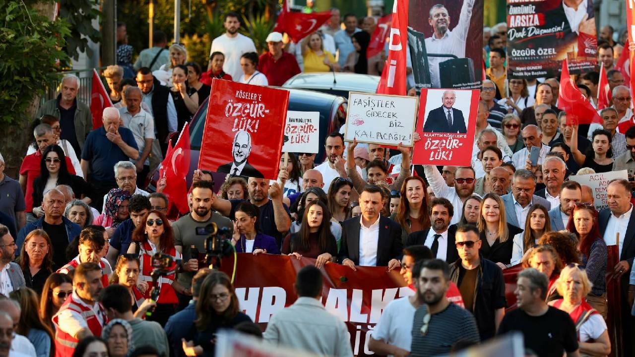 CHP’nin İstanbul İl Başkanı: Makam Değil, Sokaklardayız!