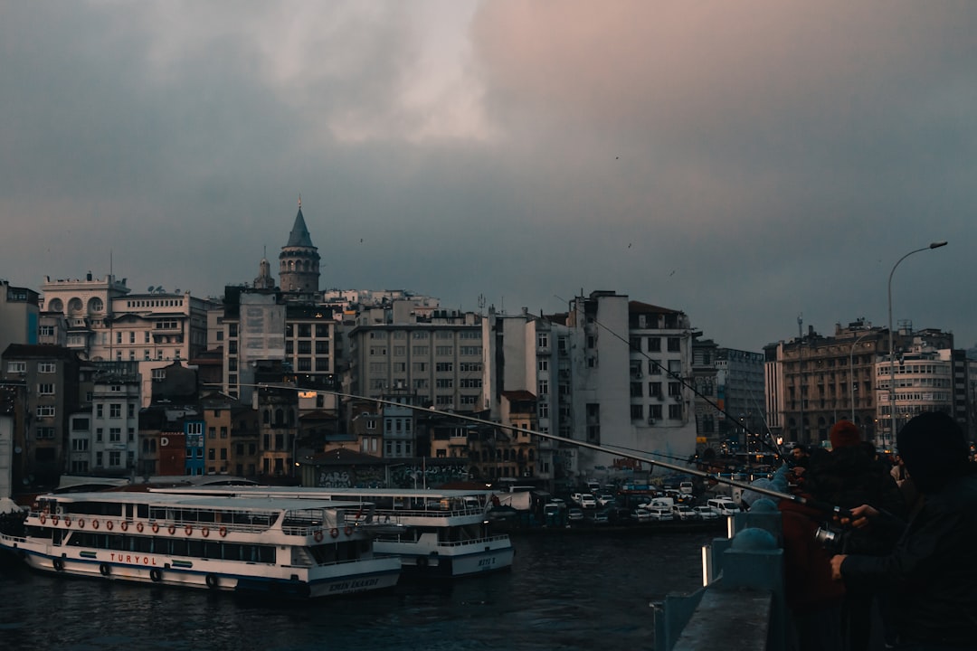 Taksim 1 Mayıs’ta Abluka Altında: İstanbul’da Sert Önlemler ve Gözaltılar!