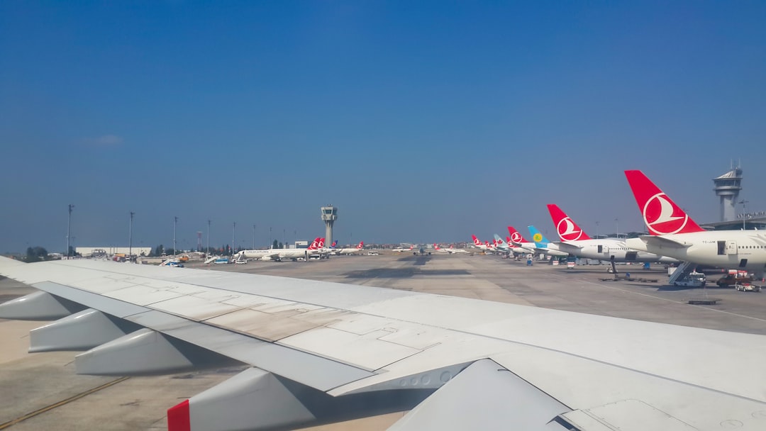 İstanbul Havalimanı'nda 1 Yıllık Devrim: Üçlü Pist Operasyonu!