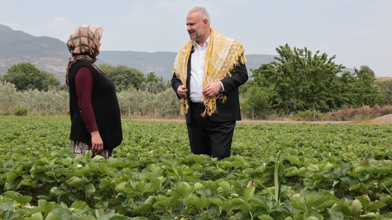 Menemen Çilek Festivali Murat Boz’la Coşacak!