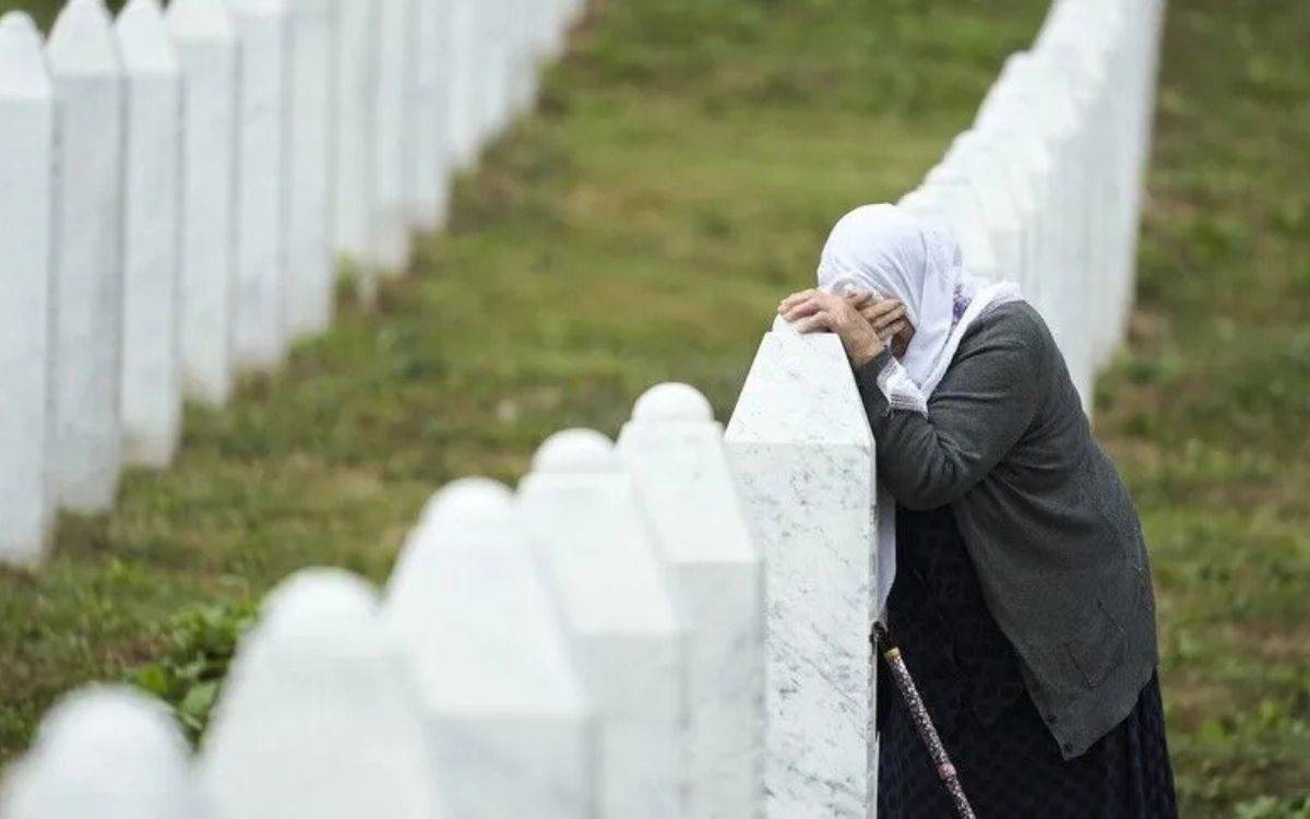 Srebrenitsa Soykırımı'nda 31. Yıl: Adalet Mücadelesi Sürüyor