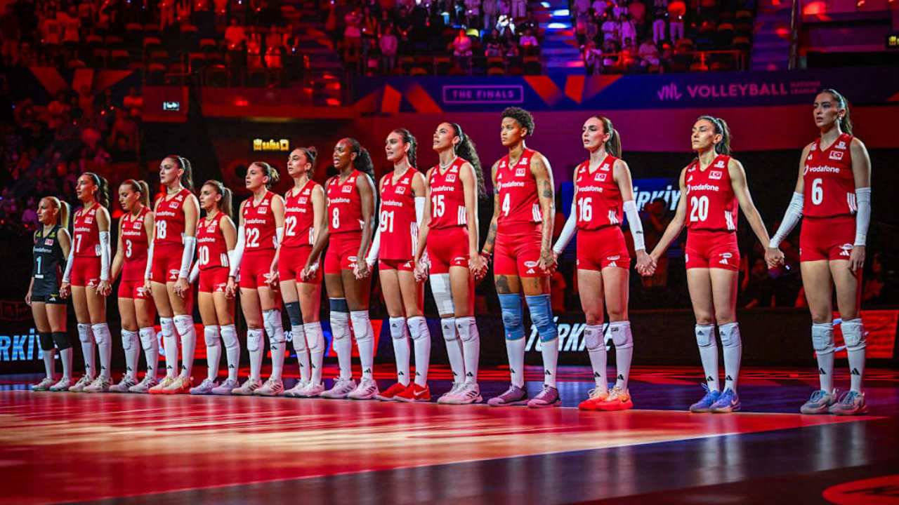 Türkiye-Brezilya VNL Finali: Şampiyonluk Maçı Ne Zaman, Hangi Kanalda?