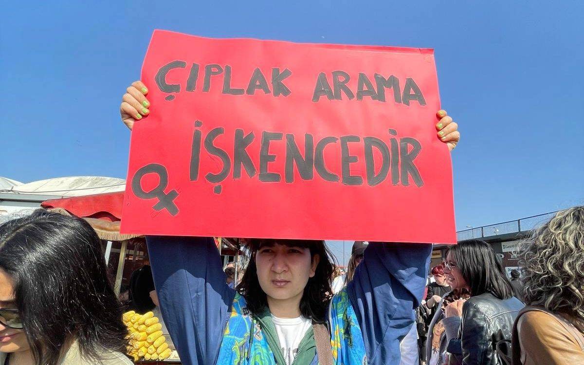 Fatoş Pınar Türker’in “Çıplak Arama” İddialarına AKP’den Resmi Açıklama!